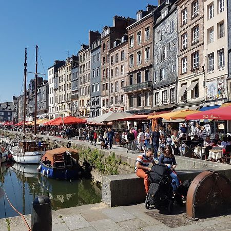 La Petite Parenthese Honfleur Exterior foto